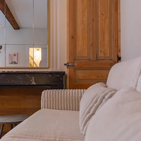 Voute D'antan-studio Historique דירה *