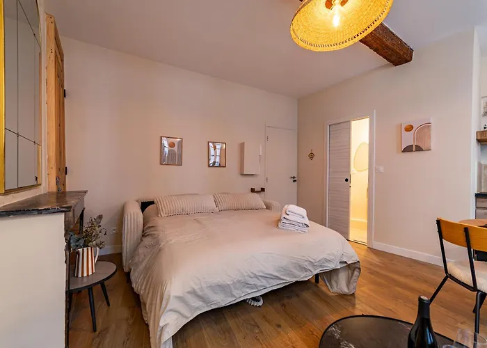 Voute D'antan-studio Historique * Sommières